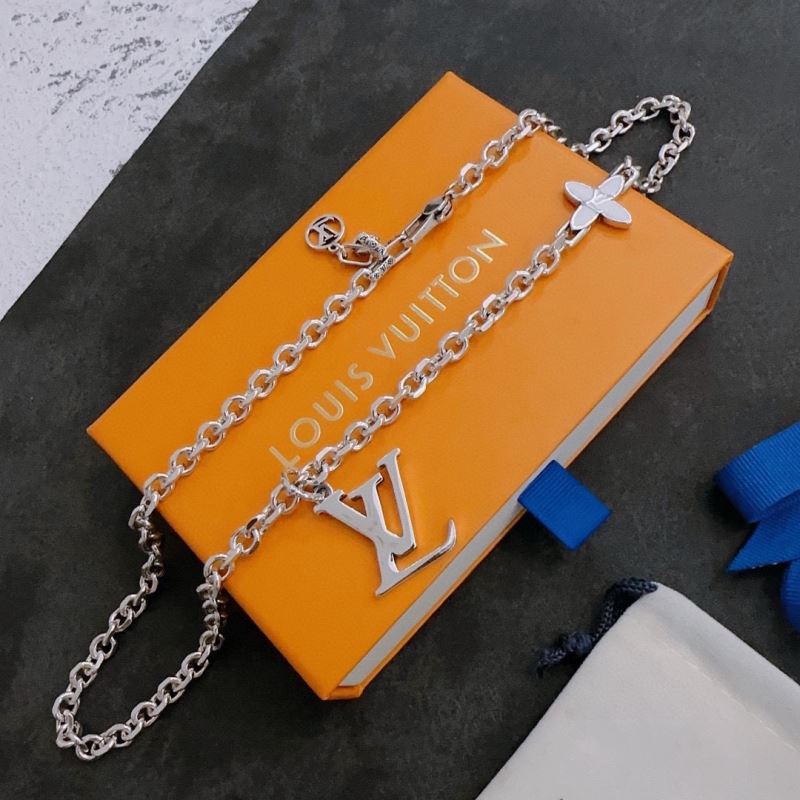 Louis Vuitton Necklaces